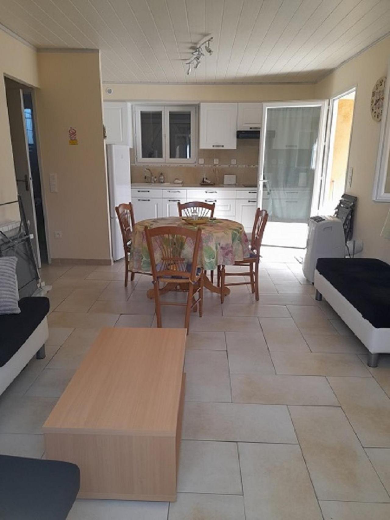 Pavillon Independant 45M2 4 Personnes Apartment Gareoult ภายนอก รูปภาพ